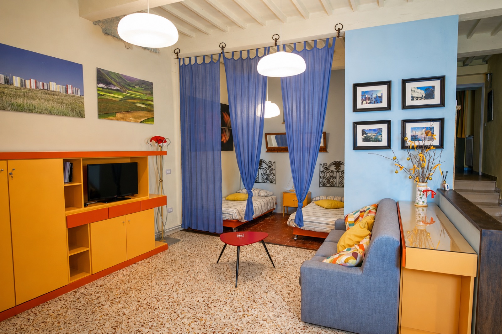 Open space con divani letto